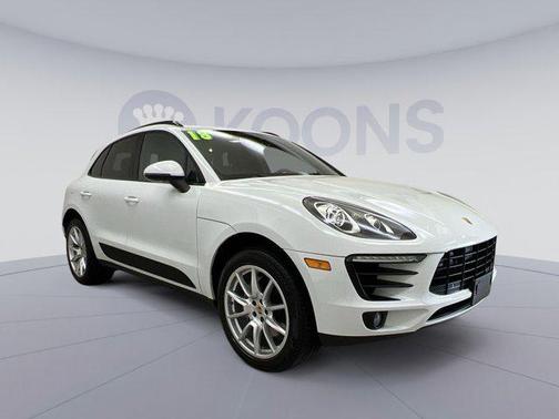2018 Porsche Macan Base