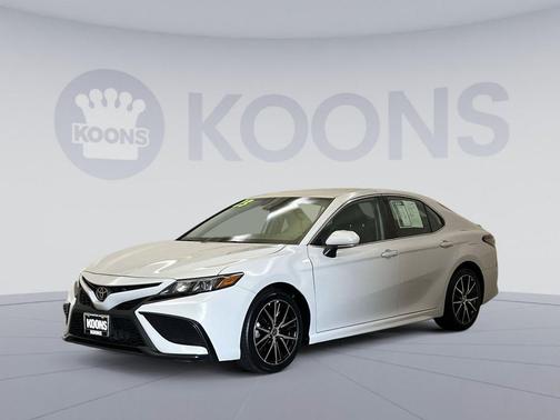 Ice Edge 2023 Toyota Camry SE