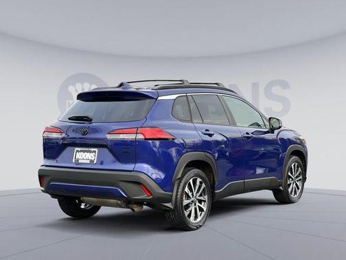 2022 Toyota Corolla Cross XLE