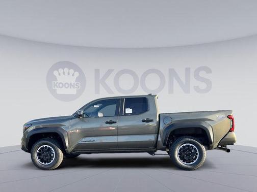 2025 Toyota Tacoma TRD Off-Road