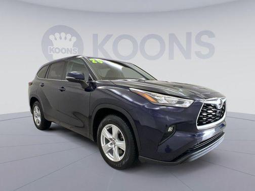 2020 Toyota Highlander LE