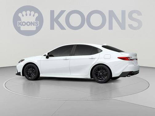 Ice 2026 Toyota Camry SE