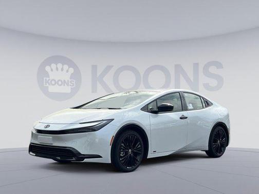 2025 Toyota Prius LE