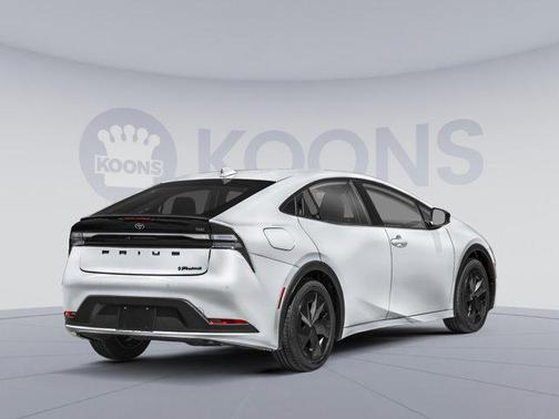 2025 Toyota Prius L