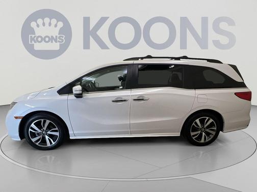 Platinum White Pearl 2023 Honda Odyssey Touring