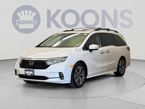 Platinum White Pearl 2023 Honda Odyssey Touring