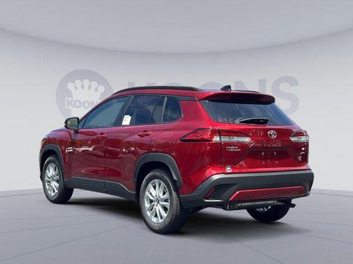 2025 Toyota Corolla Cross LE