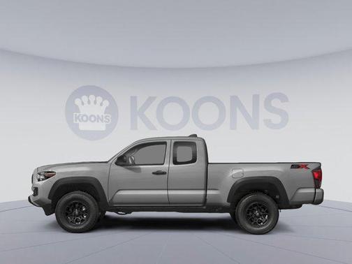 2022 Toyota Tacoma SR