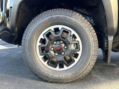 2025 Toyota Tacoma TRD Off-Road