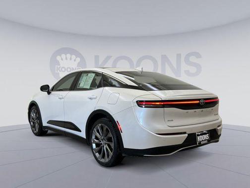 2023 Toyota Crown Limited