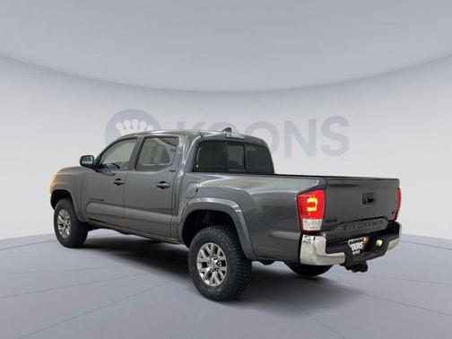 2017 Toyota Tacoma SR5