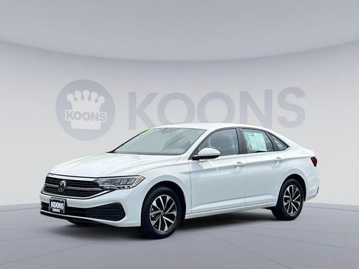 Pure White 2022 Volkswagen Jetta 1.5T S