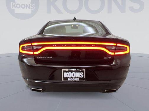 2016 Dodge Charger SXT