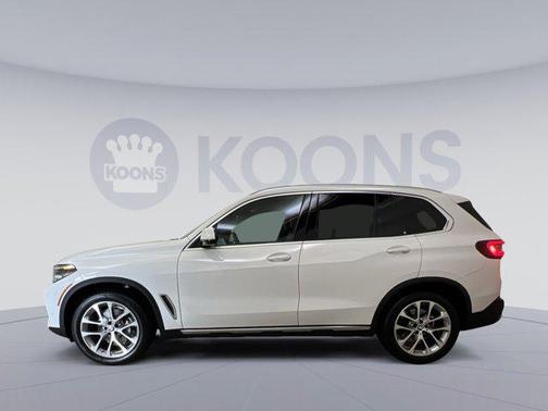 Alpine White 2023 BMW X5 xDrive40i