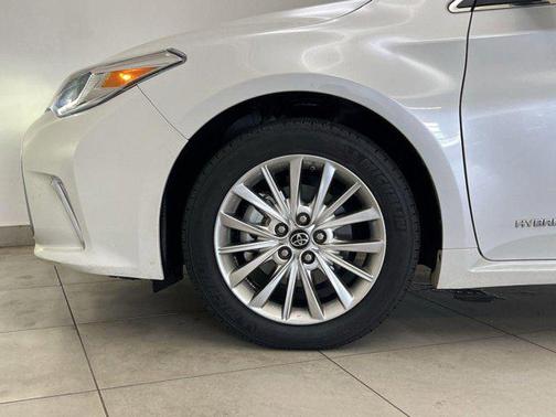 2018 Toyota Avalon Hybrid Limited