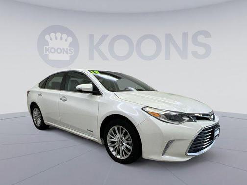 2018 Toyota Avalon Hybrid Limited