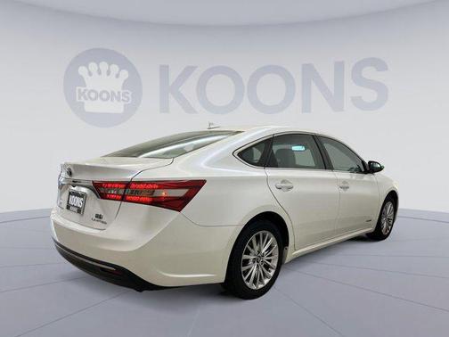 2018 Toyota Avalon Hybrid Limited