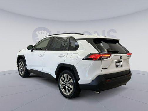 2020 Toyota RAV4 XLE Premium