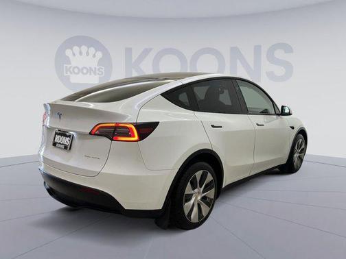 2023 Tesla Model Y Long Range Dual Motor All-Wheel Drive