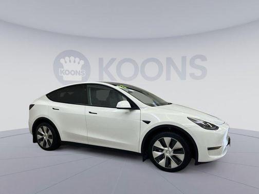 2023 Tesla Model Y Long Range Dual Motor All-Wheel Drive