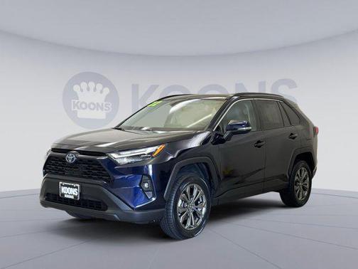 2022 Toyota RAV4 Hybrid XLE Premium