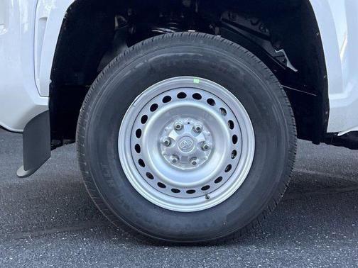 2025 Toyota Tacoma SR