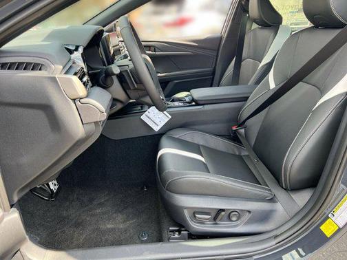 Underground 2026 Toyota Camry SE