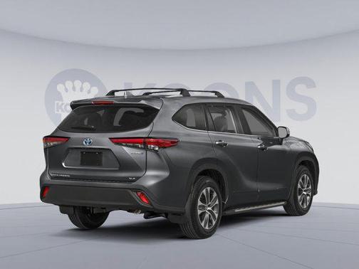 2025 Toyota Highlander Hybrid XLE
