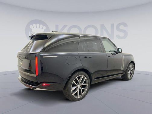 2025 Land Rover Range Rover P400 SE
