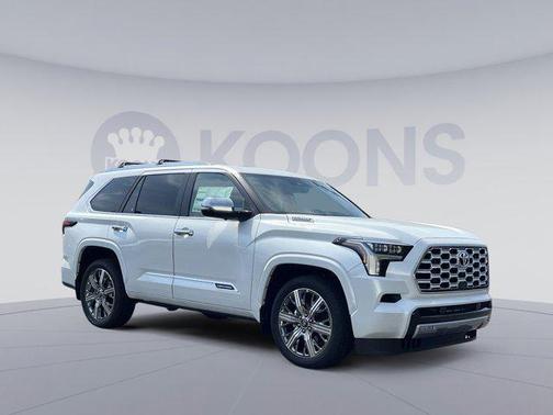 2025 Toyota Sequoia Base
