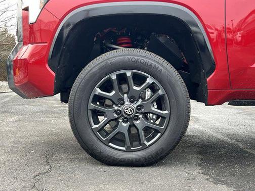 2026 Toyota Tundra Hybrid Platinum