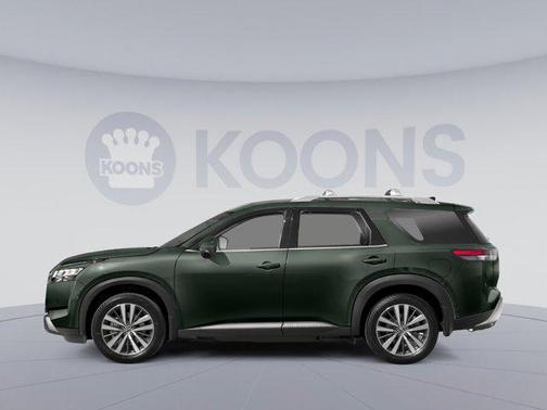 Obsidian Green Pearl 2022 Nissan Pathfinder Platinum 4WD