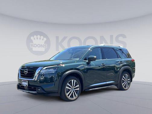 Obsidian Green Pearl 2022 Nissan Pathfinder Platinum 4WD