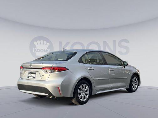 Classic Silver Metallic 2022 Toyota Corolla LE