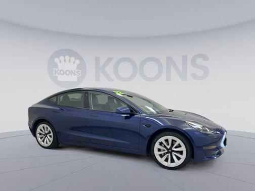 2022 Tesla Model 3 Standard Range