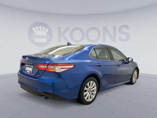 Blue Streak Metallic 2019 Toyota Camry LE