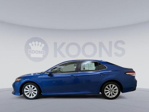 Blue Streak Metallic 2019 Toyota Camry LE
