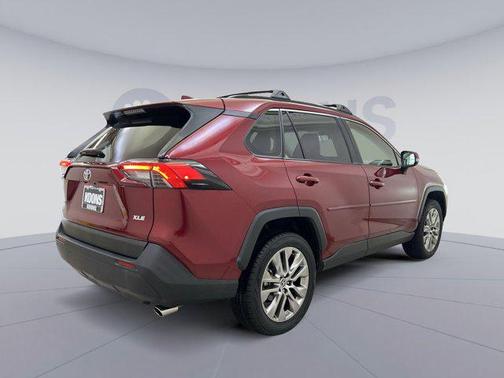 2022 Toyota RAV4 XLE Premium