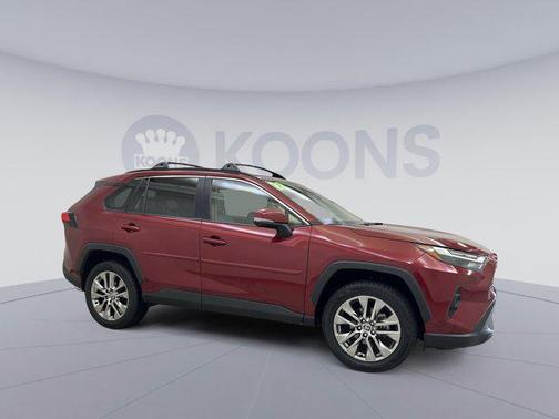 2022 Toyota RAV4 XLE Premium