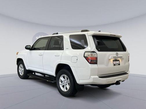 Super White 2021 Toyota 4Runner SR5