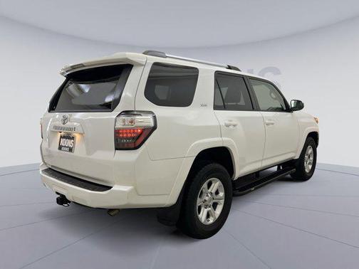 Super White 2021 Toyota 4Runner SR5