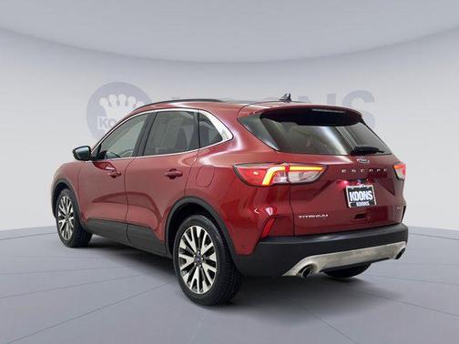 2020 Ford Escape Titanium