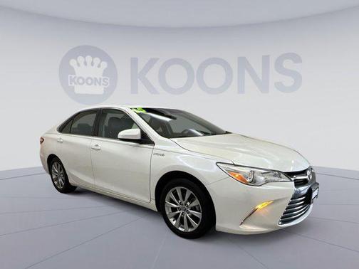 2015 Toyota Camry Hybrid XLE