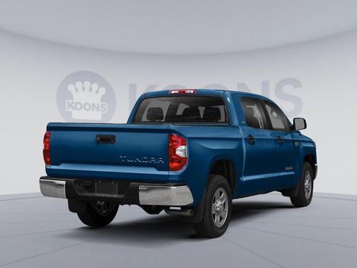 Blazing Blue Pearl 2018 Toyota Tundra SR5
