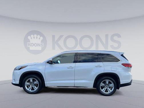 Blizzard Pearl 2017 Toyota Highlander Limited