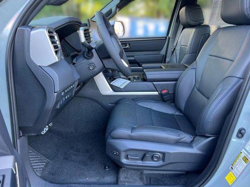 2026 Toyota Tundra Hybrid Platinum