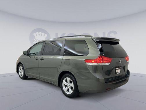 2014 Toyota Sienna LE