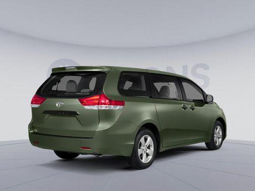 2014 Toyota Sienna LE
