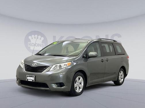 2014 Toyota Sienna LE