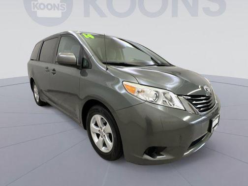 2014 Toyota Sienna LE